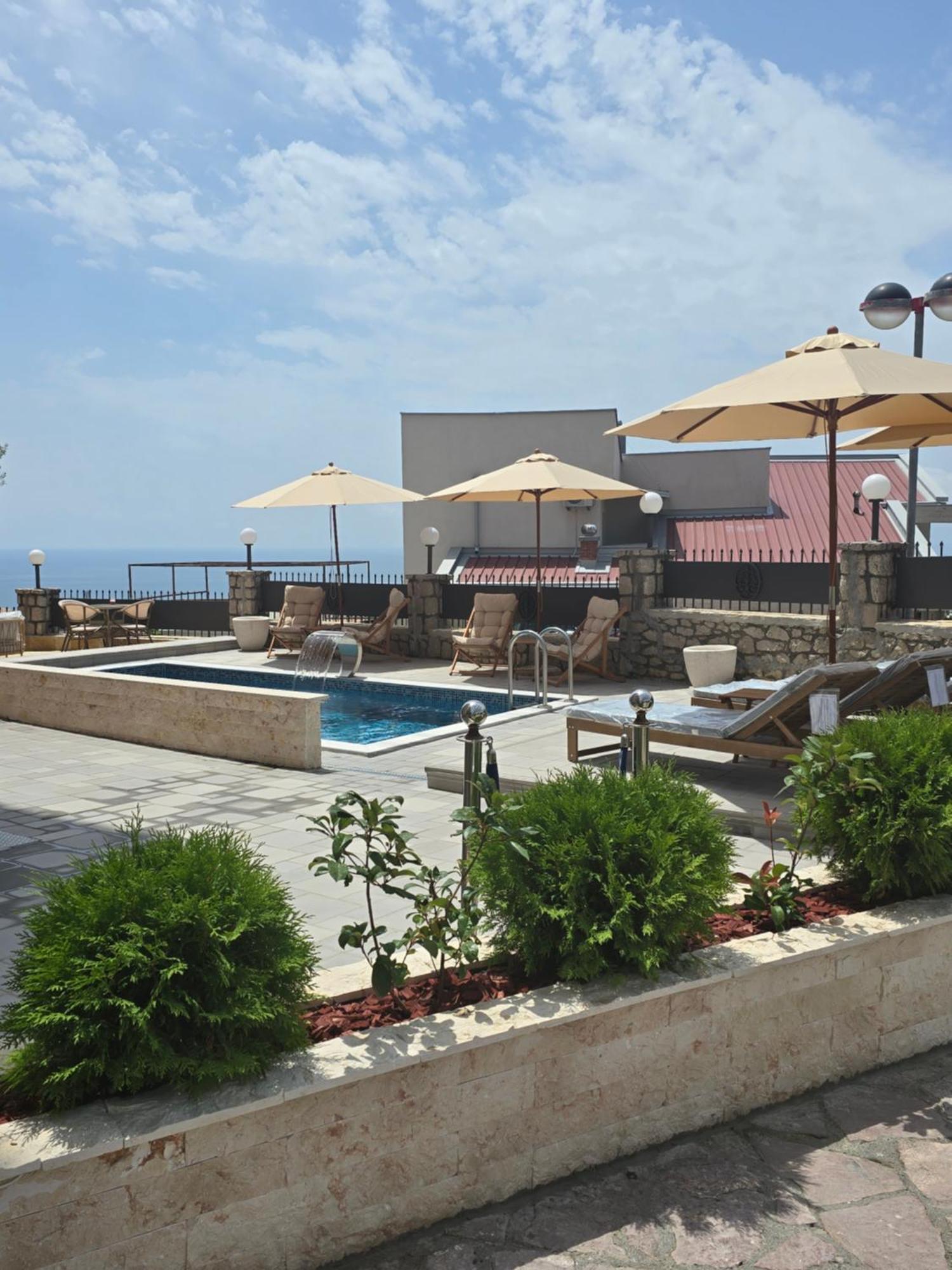Apartments Mediteran Ulcinj Bagian luar foto